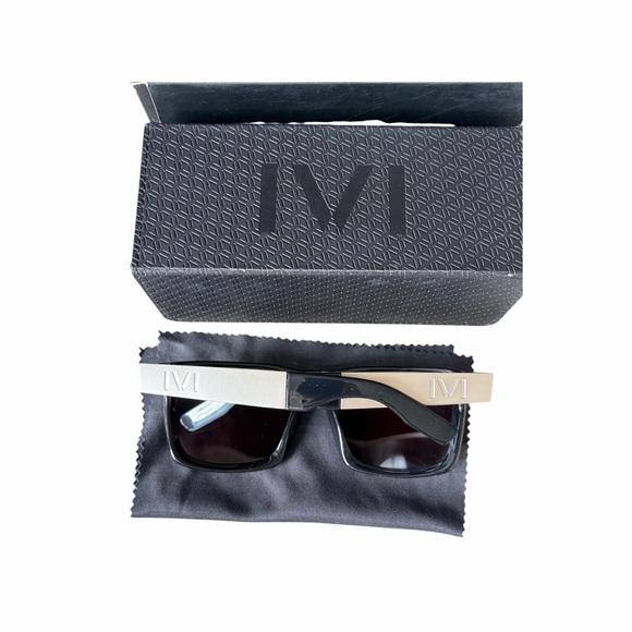 IVI Vision Luxury Sunglasses - Picture 7 of 9